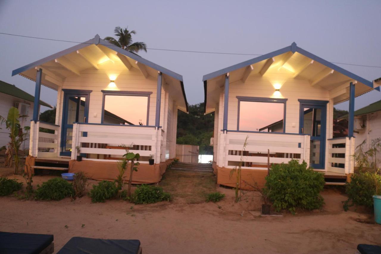 Agonda Island View Hotel Exterior photo